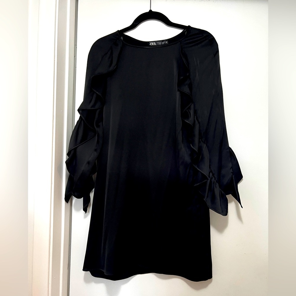 Zara black dress with ruffles brand new with tags size xsmall
